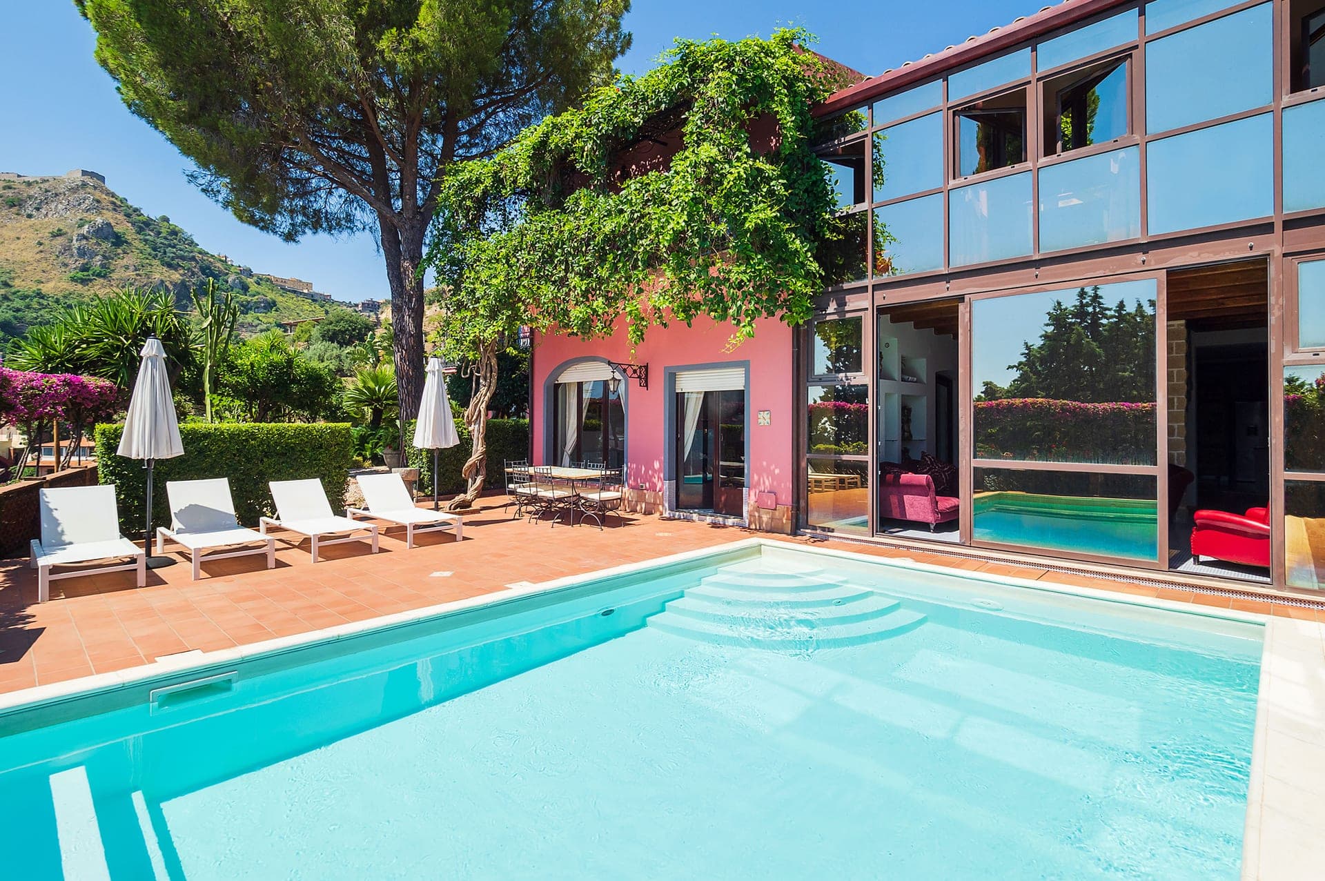 Villa Mandorla