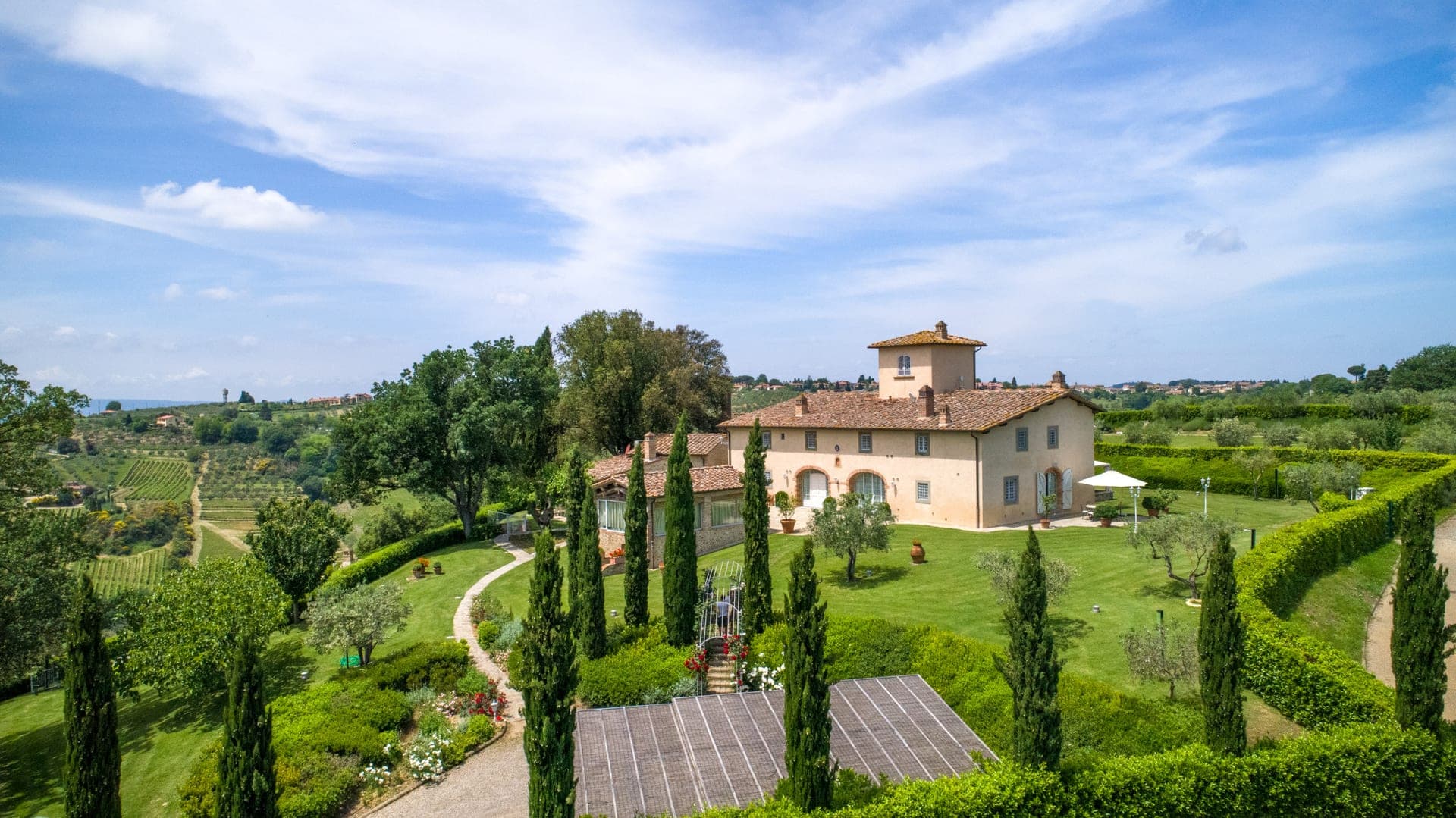Villa Tavernella with Pool and Spa